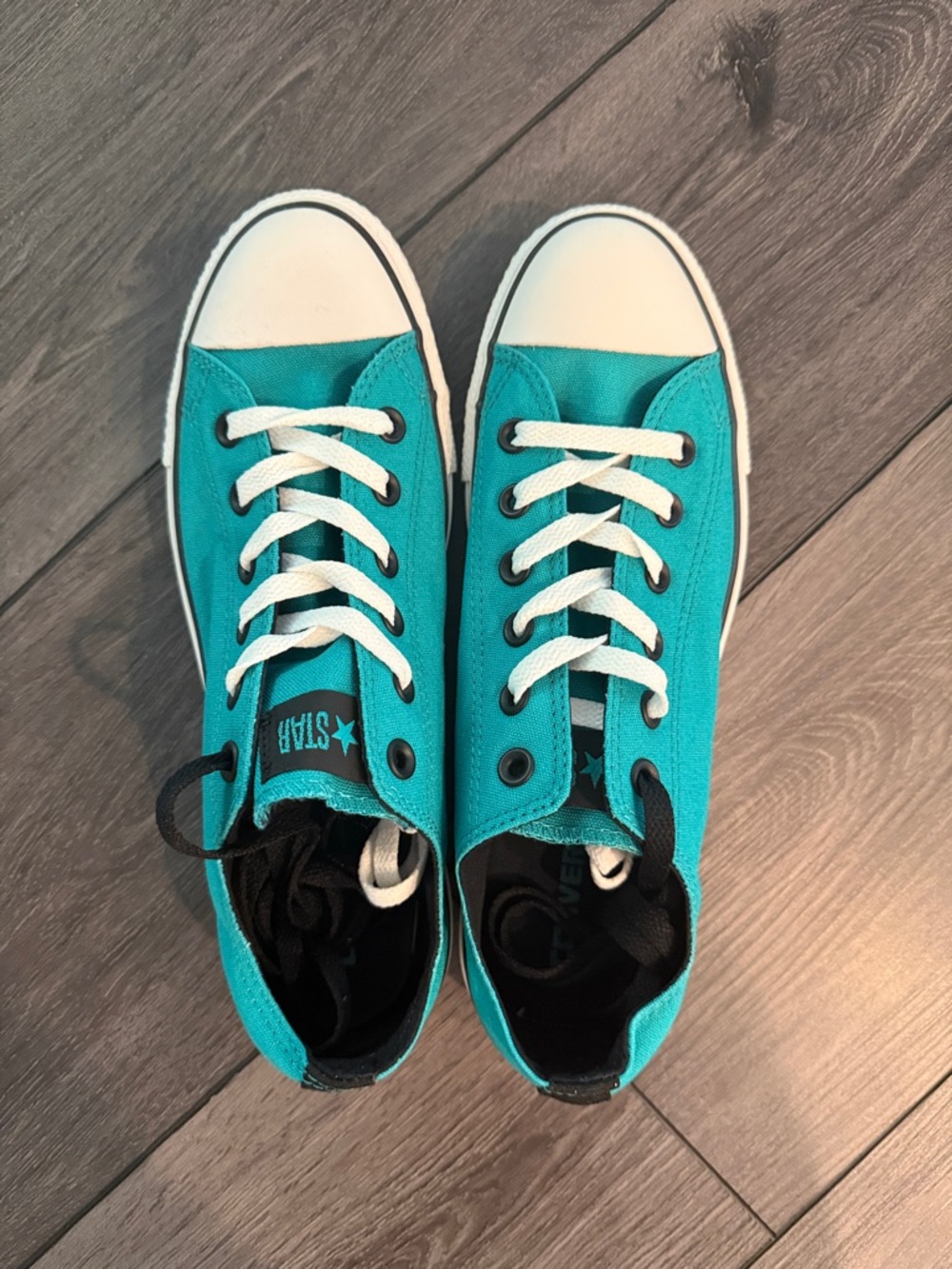 Converse Unisex Teal Canvas Low-Top Sneakers with White Toe Cap